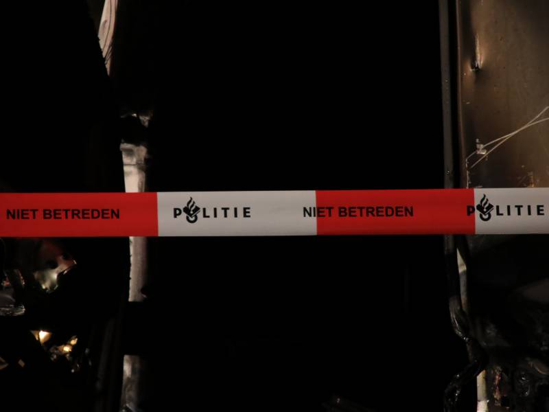 Bedrijfswagen brand volledig uit