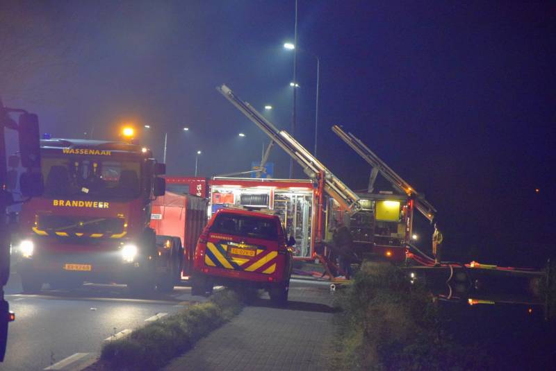 Persoon aangehouden bij grote brand in woning