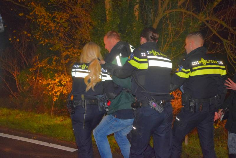 Persoon aangehouden bij grote brand in woning