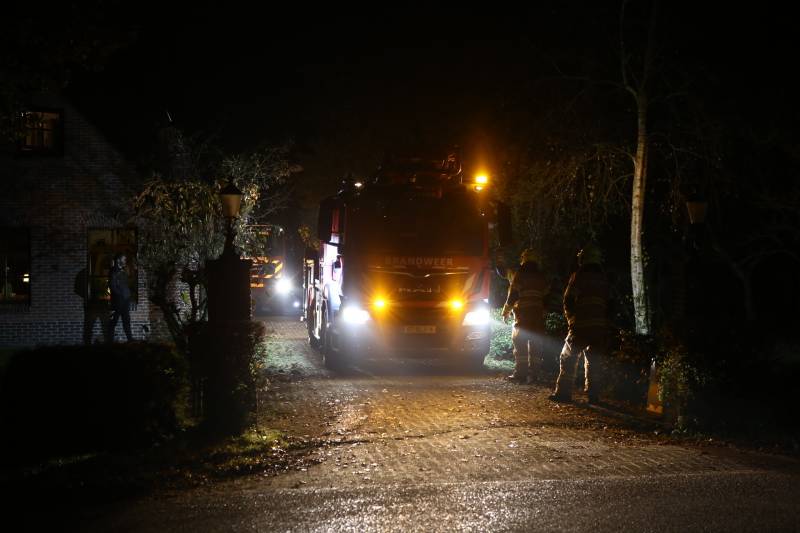 Veel rook bij schoorsteenbrand
