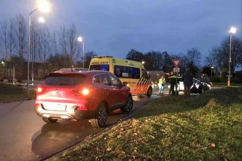 Overstekende fietser aangereden