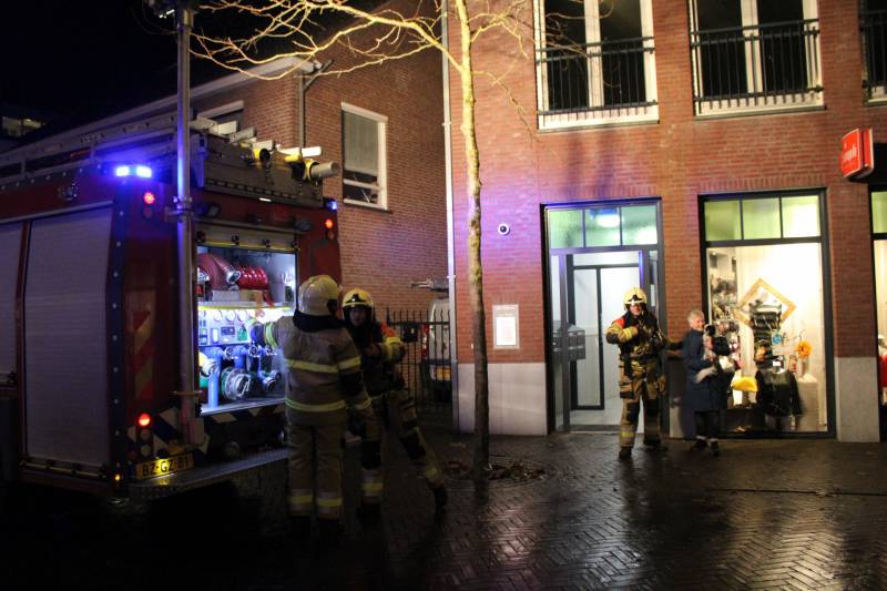 Brand door bouwlamp in appartement