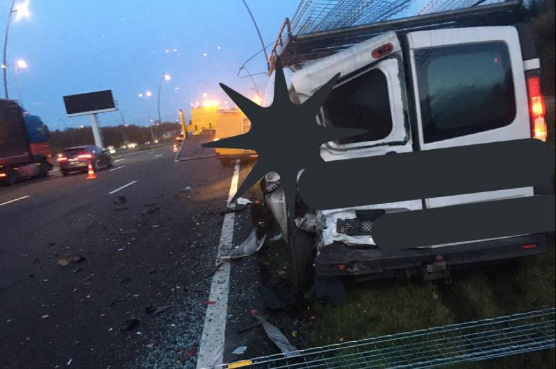 Vier voertuigen zwaar beschadigd bij ongeval knooppunt Batadorp