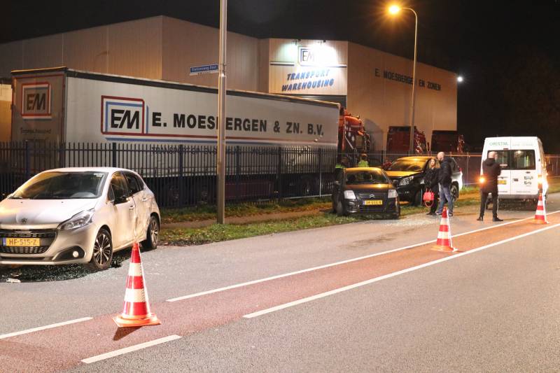 Meerdere voertuigen betrokken bij aanrijding