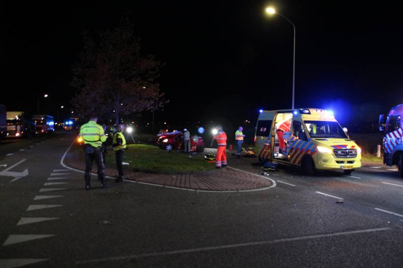 Zeer ernstig ongeval: auto opengeknipt