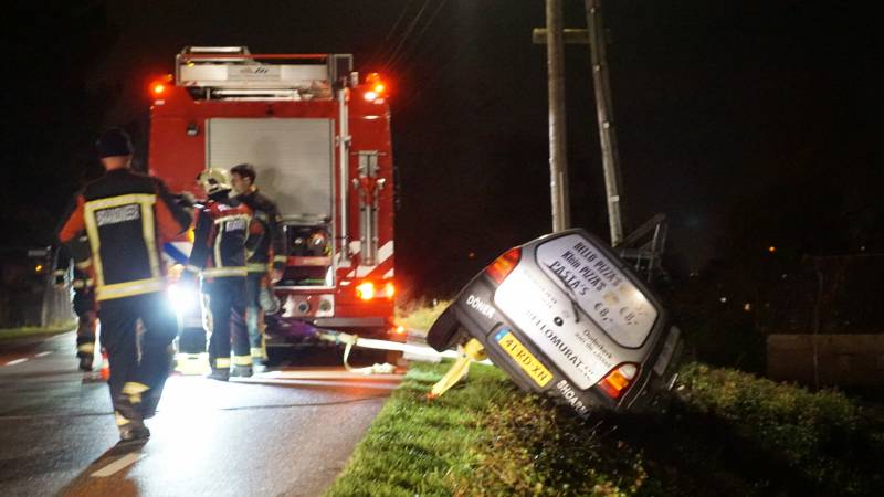 Pizzakoerier balanceert op de afgrond