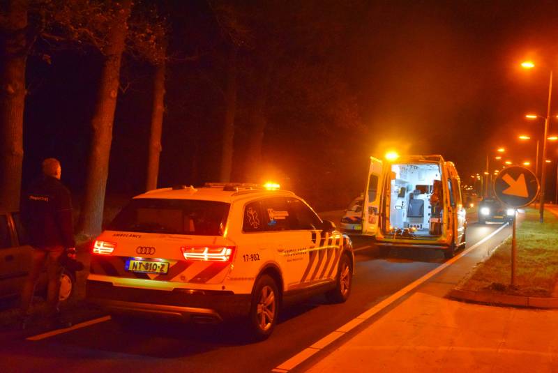 Persoon zwaargewond aangetroffen op fietspad