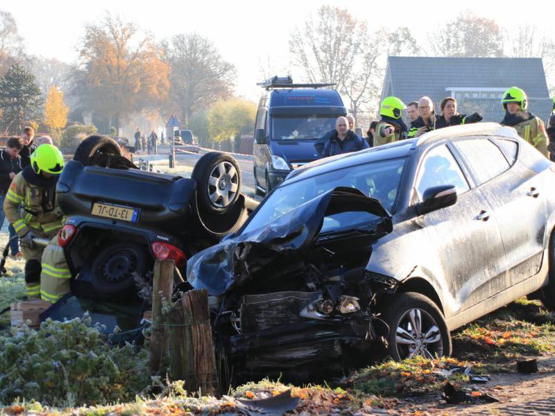 Zwaargewonde bij aanrijding