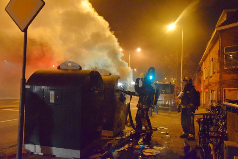 Flinke rookontwikkeling bij containerbrand