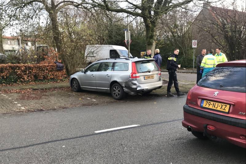 Flinke schade bij aanrijding op kruising