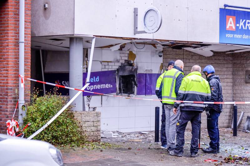 Plofkraak op pinautomaat van SNS Bank