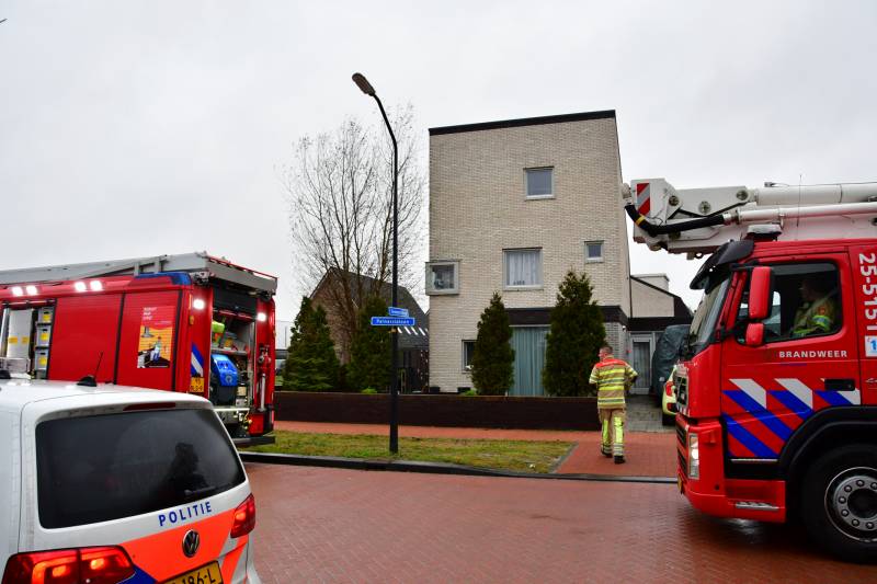 Gloeidnieuwe pelletkachel vliegt in brand
