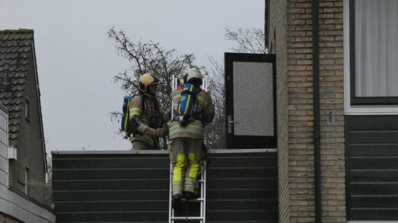 Smeulend materiaal in wasdroger zorgt voor inzet brandweer