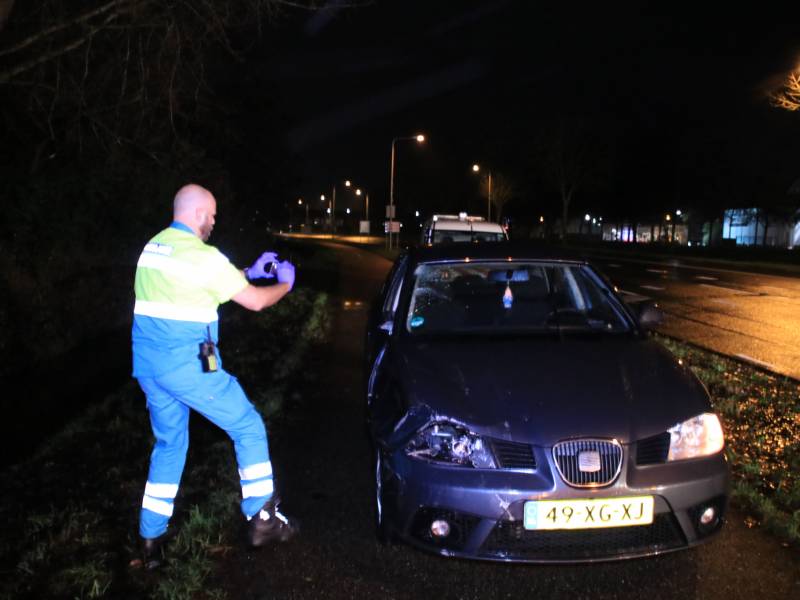 Twee fietsers geschept op kruising, één slachtoffer zwaargewond
