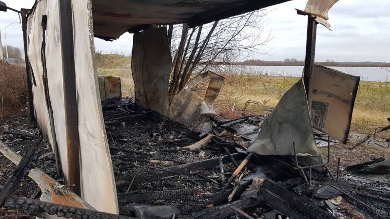 Chalet volledig verwoest door brand