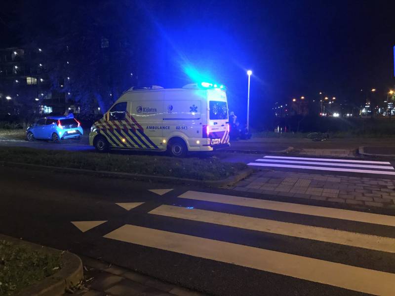 Fietser aangereden door personenauto