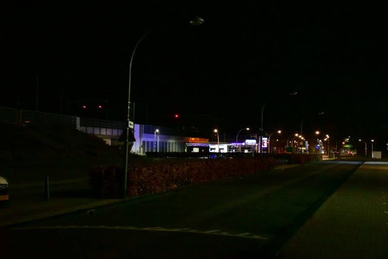 Restaurants en theater in donker na stroomstoring