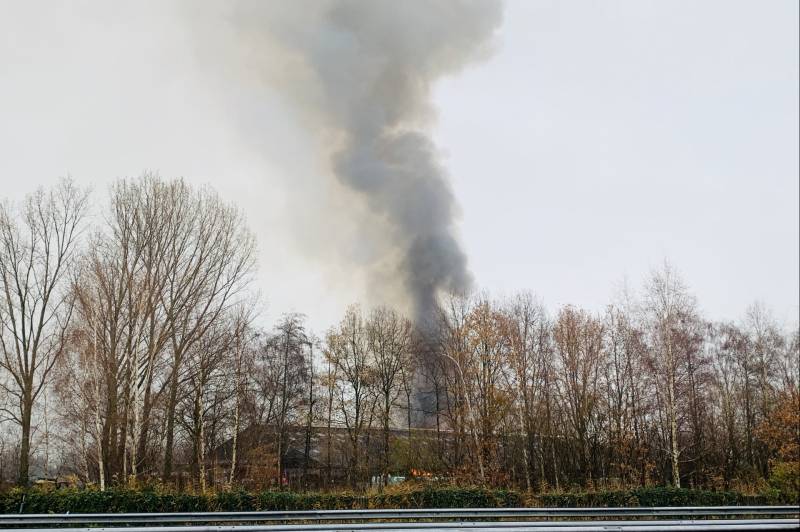 Horeca-stal Boerderij 't Dommeltje brandt volledig uit