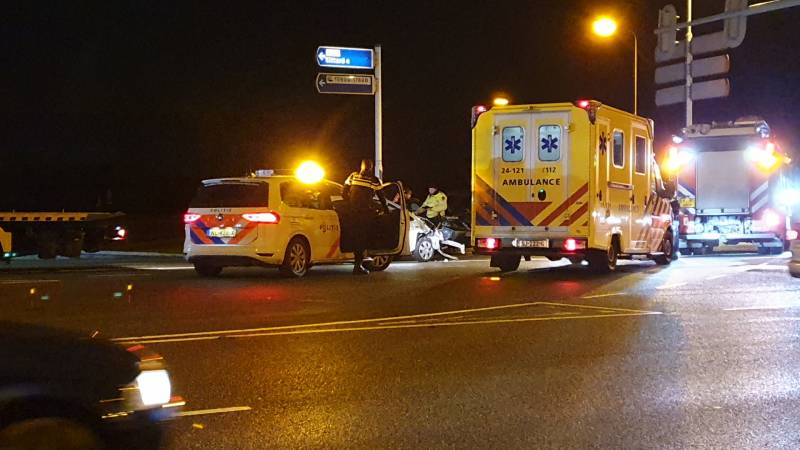 Veel schade bij frontale aanrijding