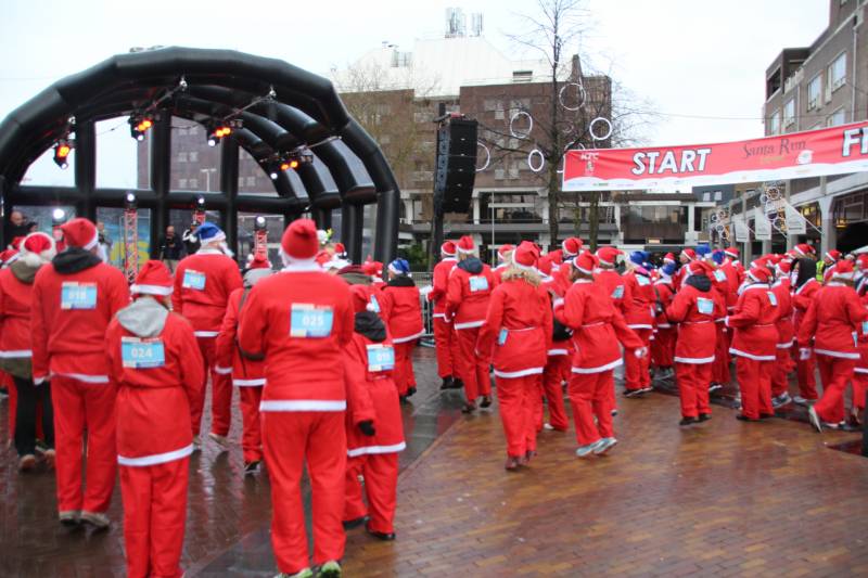 Kerstevent Lelystad feestelijk geopend