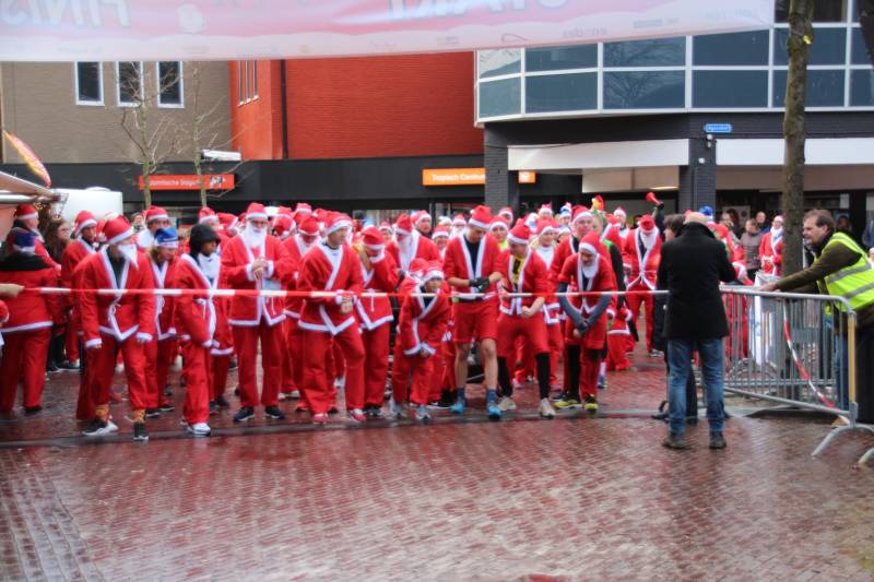 Kerstevent Lelystad feestelijk geopend