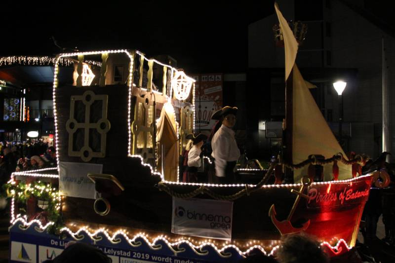 Kerstevent Lelystad feestelijk geopend