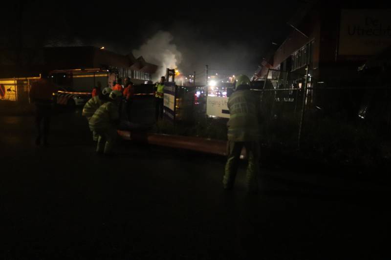 Veel rook bij brand Van Doorn Papier Recycling