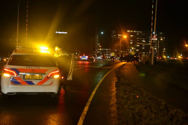 Twee gewonden bij frontale aanrijding op de N206