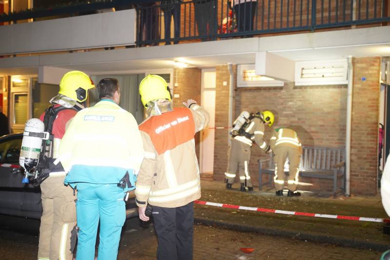 Ramen gesprongen door mogelijk explosief