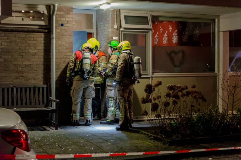 Ramen gesprongen door mogelijk explosief