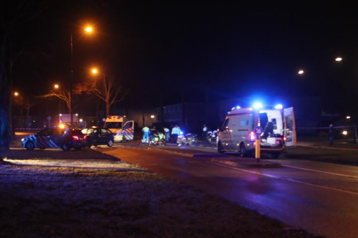 Zeer ernstige ongeval tussen auto en politiemotor