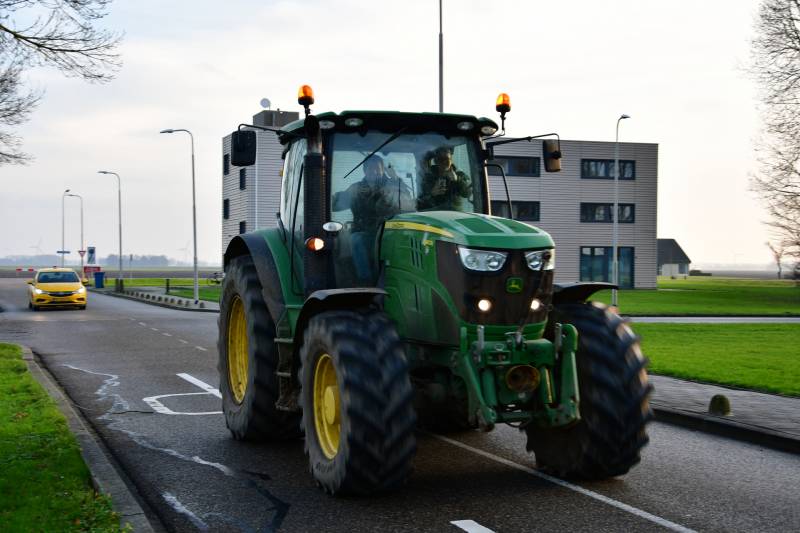 Boerenprotest bij Vliegveld Lelystad