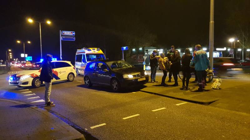 Fietser gewond na aanrijding met personenauto