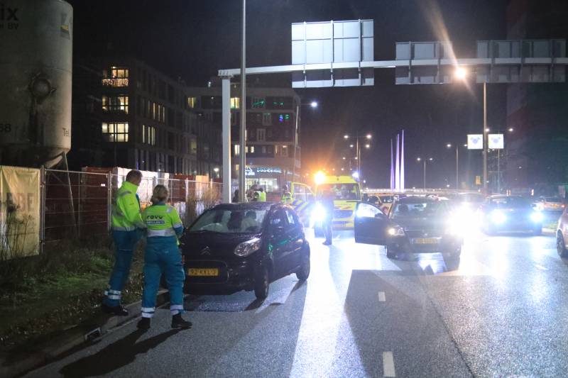 Drie auto's betrokken bij kop-staat aanrijding