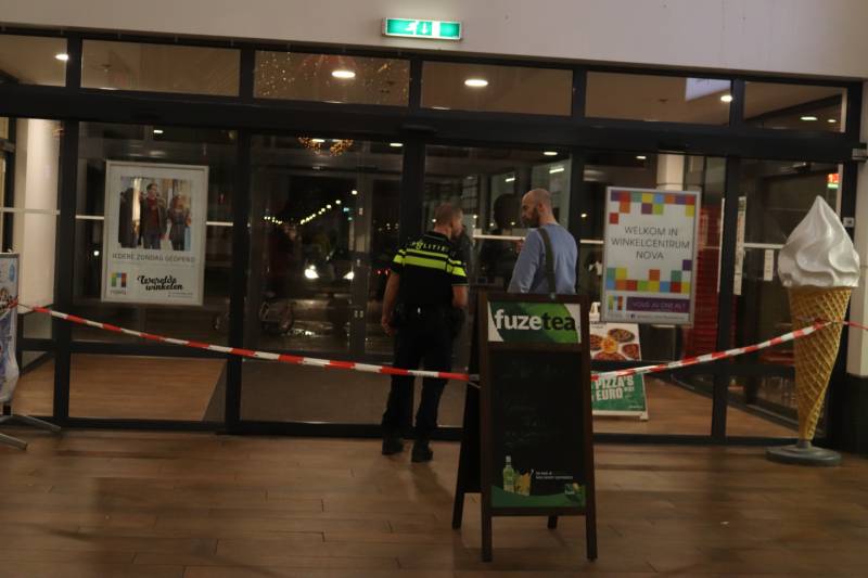 Gewapende overval op Kruidvat winkelcentrum Kanaleneiland