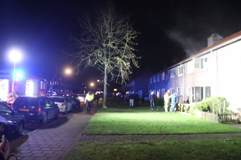 Veel rook bij brand in woning