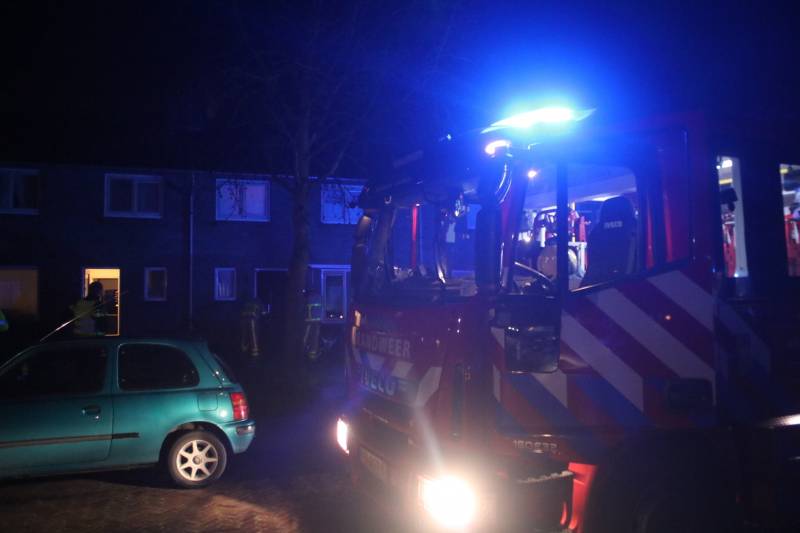 Veel rook bij brand in woning