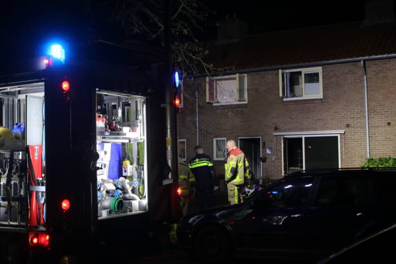 Veel rook bij brand in woning