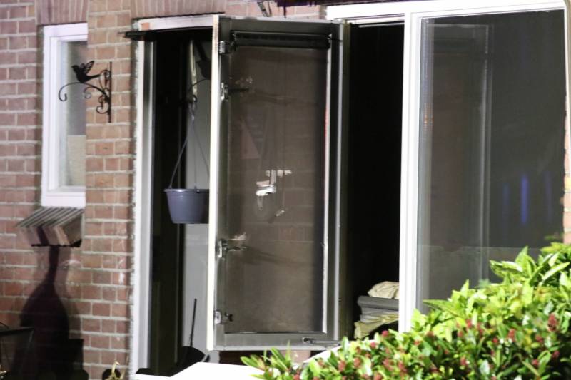 Veel rook bij brand in woning
