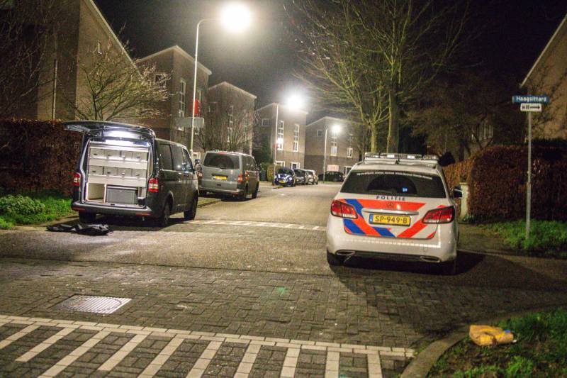 Onderzoek na aantreffen overleden persoon op fietspad