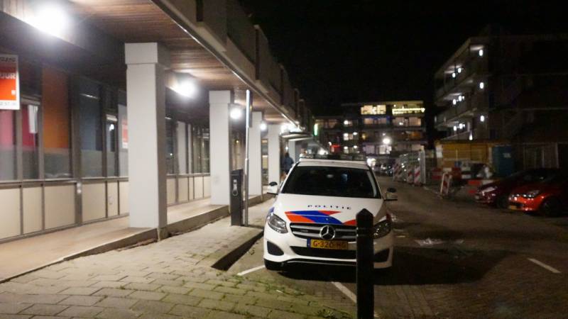 Politie zoekt daders na overval in parkeergarage