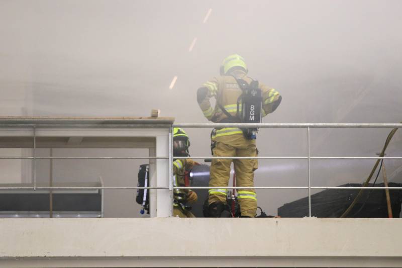 Brandweer heeft brand in houtzagerij snel onder controle