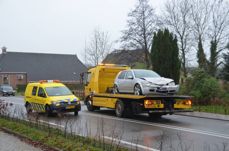 Gewonde na kop-staart aanrijding