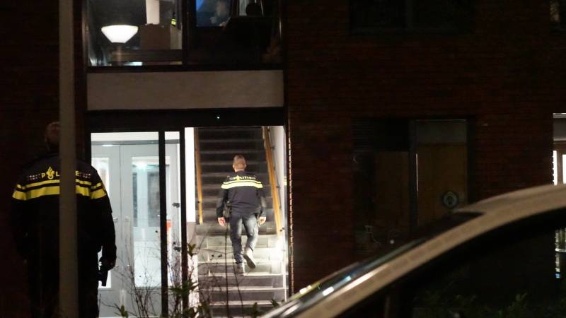 Politie doorzoekt school na melding verdachte situatie