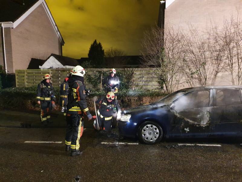 Auto verwoest door brand