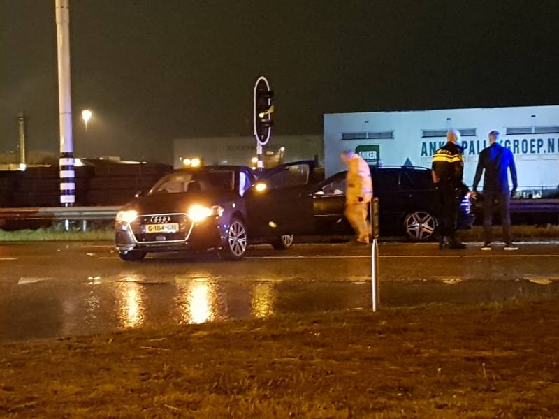 Drie gewonden bij aanrijding