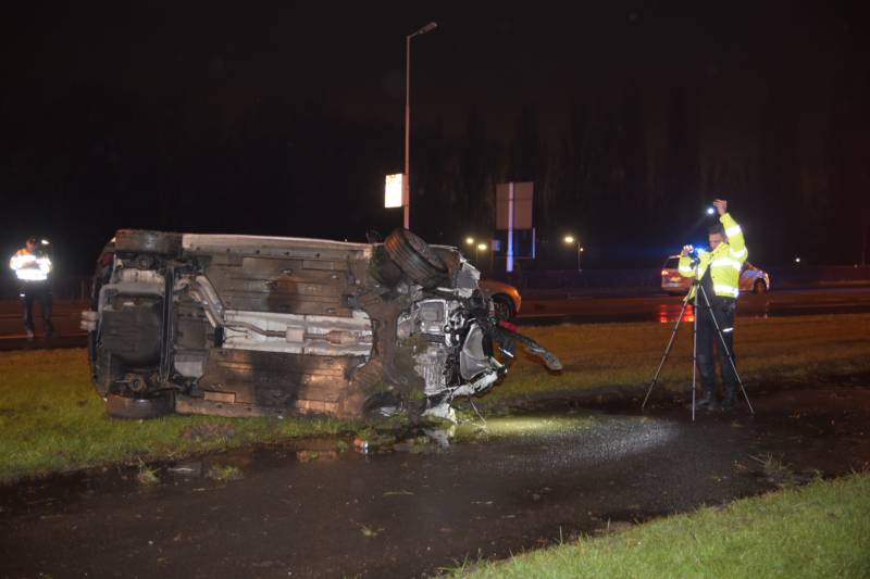 3 gewonden na flinke aanrijding met meerdere autos