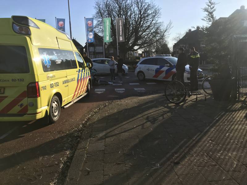 Fietser gewond na aanrijding met auto