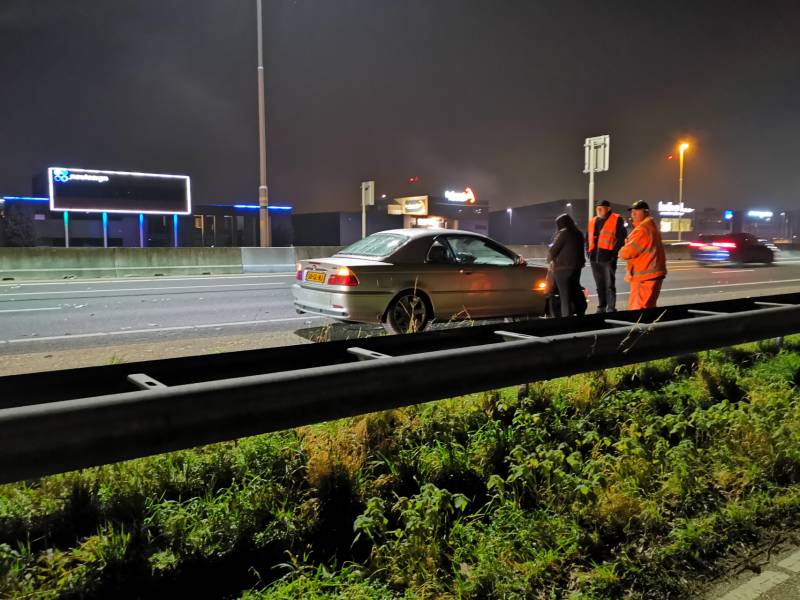 Flinke schade na aanrijding tussen auto en vrachtwagen