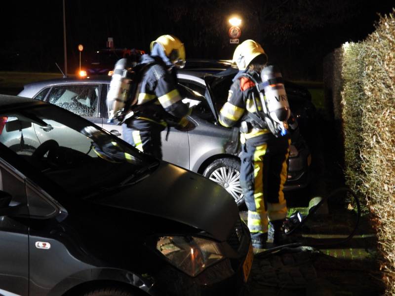 Flinke schade na brand in personenauto